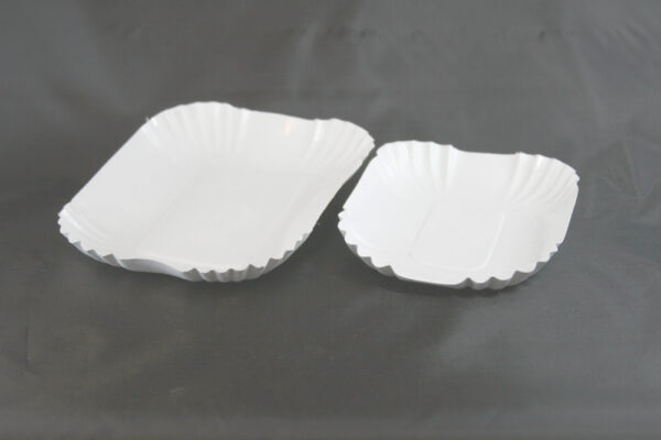 Pappschalen 13 x 17,5 x 3 cm weiß